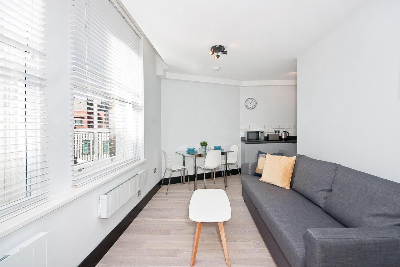 Heinze Flat 402 - One Bedroom Fourth Floor Flat By City Living Лондон Екстериор снимка
