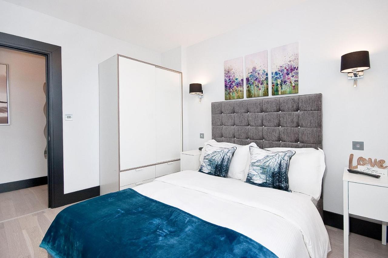 Heinze Flat 402 - One Bedroom Fourth Floor Flat By City Living Лондон Екстериор снимка
